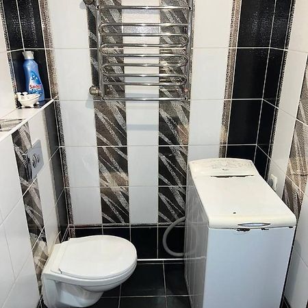 Двокімнатна Квартира На Архипенко Kiev Exterior foto